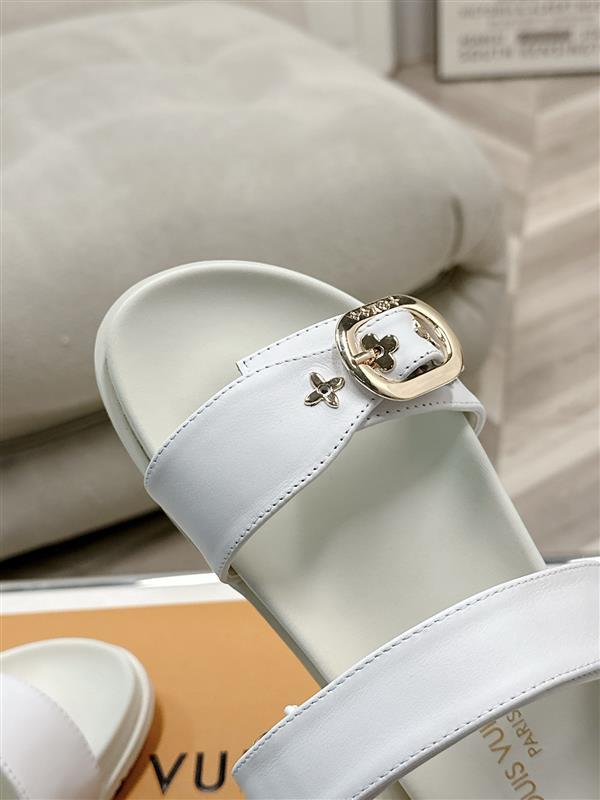 20251128184536278 200